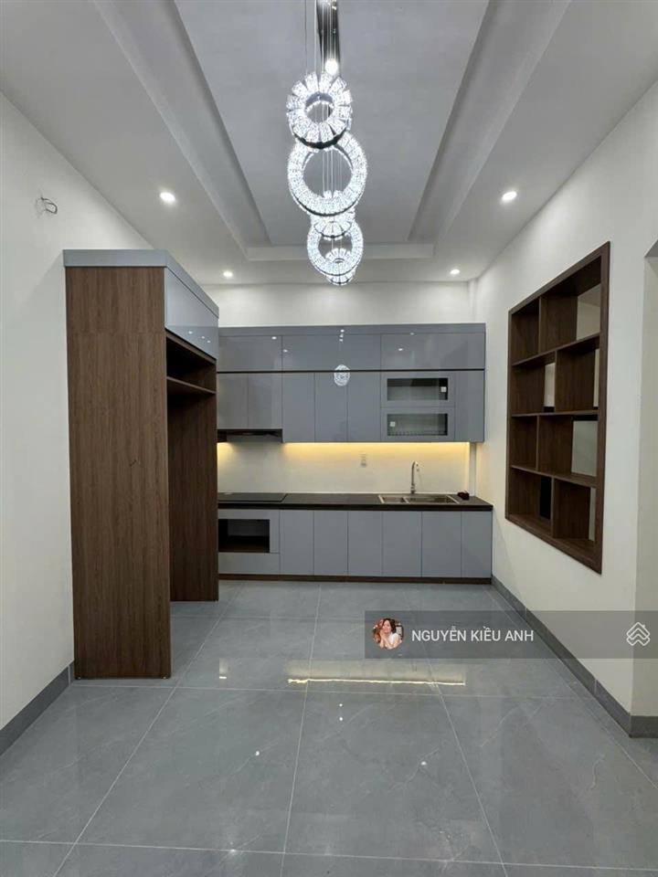 Tầm tiền hiếm 33m 5t khu phân lô phố kim đồng  ngõ nông ô tô vào nhà  thang máy chỉ 9,9 tỷ ctl