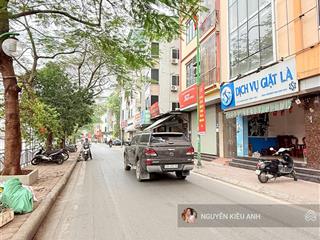 Bán nhà đền lừ xây mới 58m5t ô tô đỗ cửa  ngõ thông  sđcc ko qh 8p full nội thất chỉ 14,6.tỷ