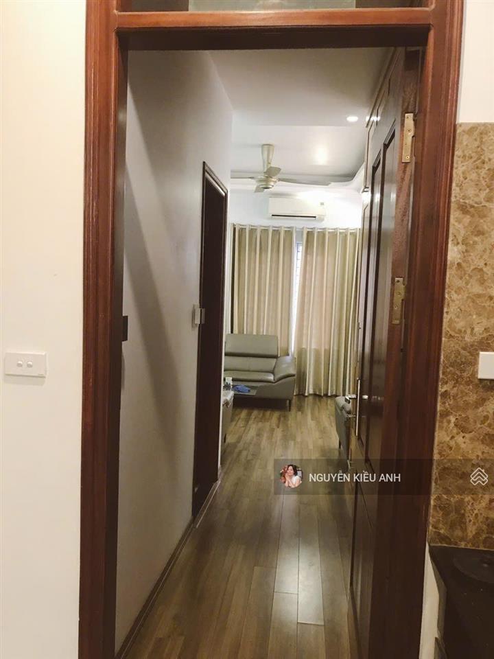 Mặt phố hoàng hoa thám 110m 2 tầng hầm, thang máy, đón đầu quy hoạch đường lớn giá thỏa thuận