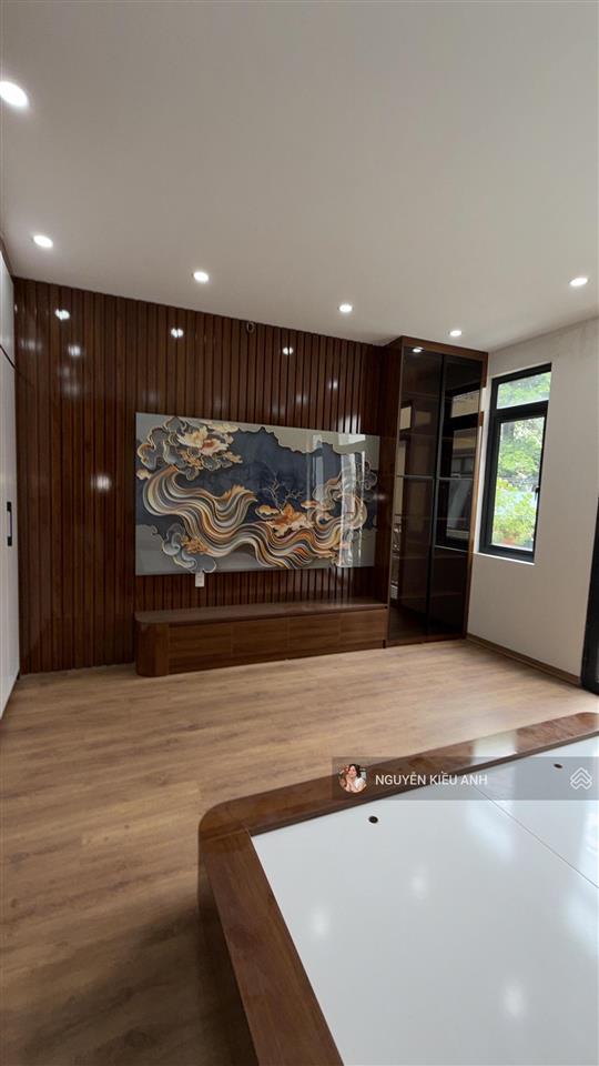Trương định 56,9m2x5t mt 4,94m mặt ngõ ô tô dừng đỗ 2 thoáng  chỉ 224tr/m2! sđcc ctl