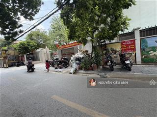 Bán nhà hồng mai 30m3tmt ~4m ô tô qua nhà ngõ thông 3 tầng ở ngay sđa4 ko quy hoạch chỉ 11,9 tỷ