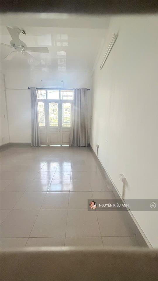 Bán nhà mặt phố nguyễn du hai bà trưng 25m  3 tầng thông sàn kd đỉnh  mt 4,5m  sđ a4 18,8 tỷ
