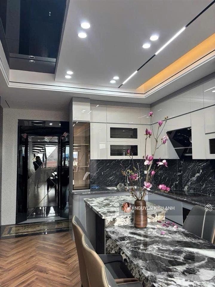Đền lừ 46m2 6t  mt 5,1m xây mới thang máy  cách phố 3 nhà  tương lai ra mặt phố  12,8 tỷ