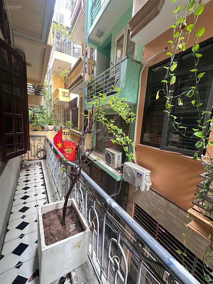 Hiếm 10m ra phố  phân lô  gara lê thanh nghị 52.8m  4tchỉ 17,85 tỷ sđcc mt khủng khu lõi hai bà