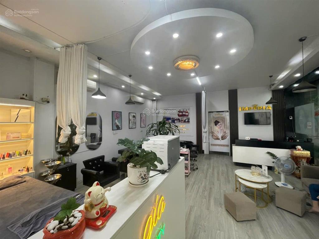 Cho thuê nhà lô góc 180m nguyễn hữu thọ, linh đàm mặt bằng lô góc 180m 25 triệu
