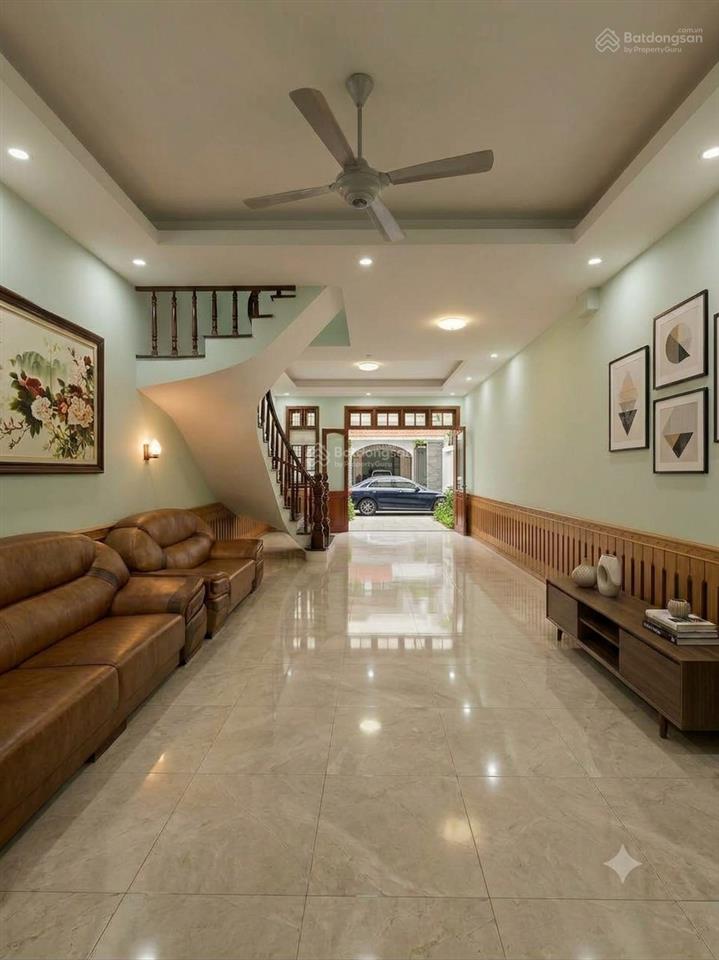 Cho thuê nhà nguyên căn 5 tầng lạc trung  ô tô tránh  mở vp cực đẹp chỉ 18tr/ tháng