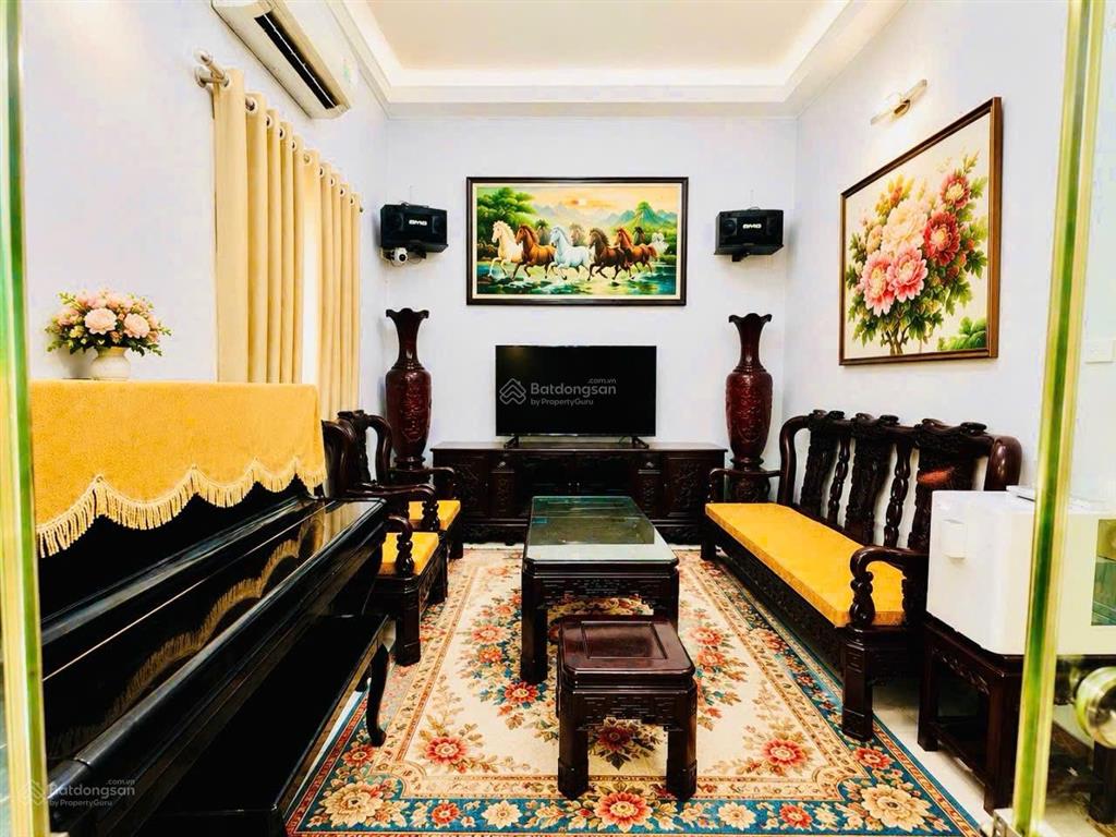 Bán nhà 3t  74m ko quy hoạch hoàng mai mặt tiền khủng 7 m  gần oto sđcc giá 14,2 tỷ ctl