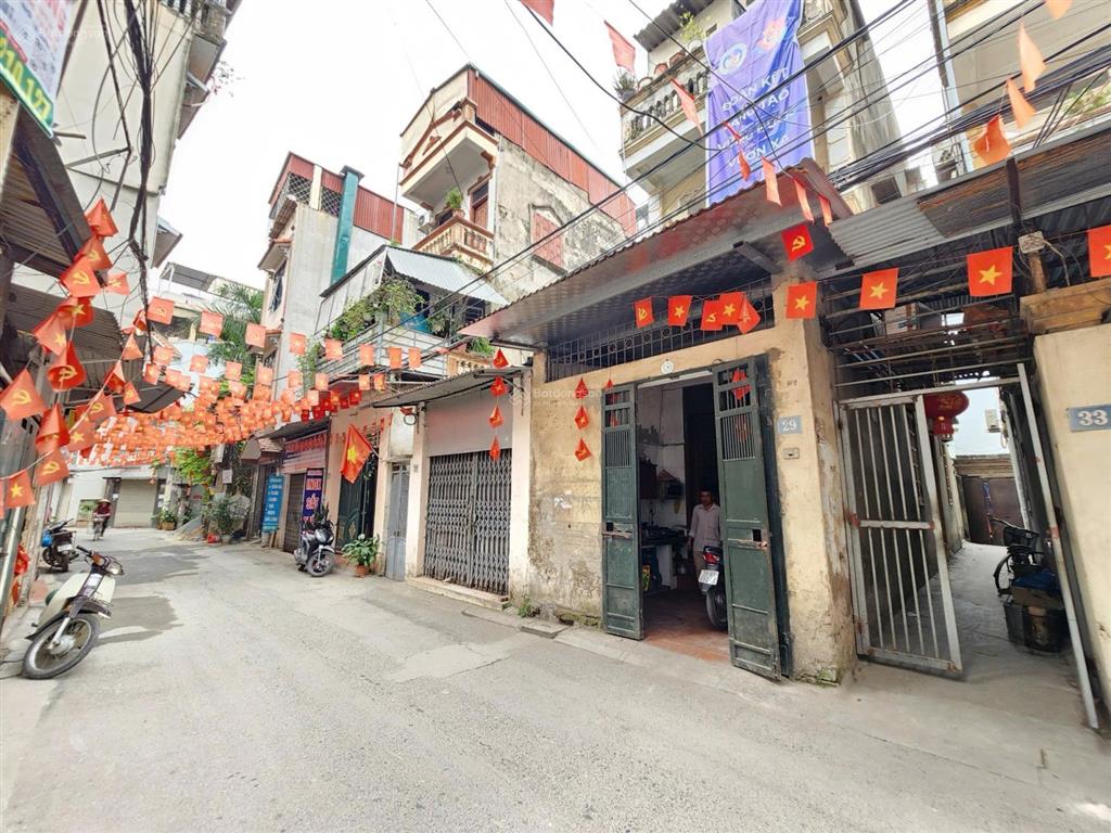 Bán đất tại nhà 2 tầng 80 m mặt tiền 5 m ngõ trước nhà ô tô lùi cửa  sđcc quy hoạch ổn định 9,8 ty