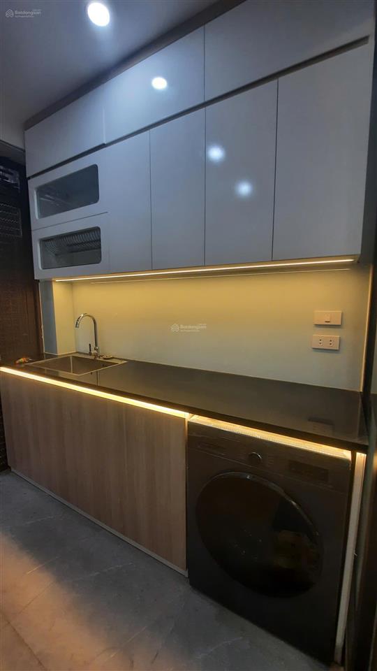 Chính chủ bán căn tập thể tầng 1 phố bùi ngọc dương 75 m 2n1k vskk cách ô tô 10 m giá 4,45 tỷ