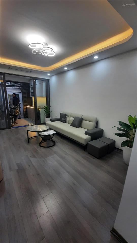 Chính chủ bán căn tập thể tầng 1 phố bùi ngọc dương 75 m 2n1k vskk cách ô tô 10 m giá 4,45 tỷ