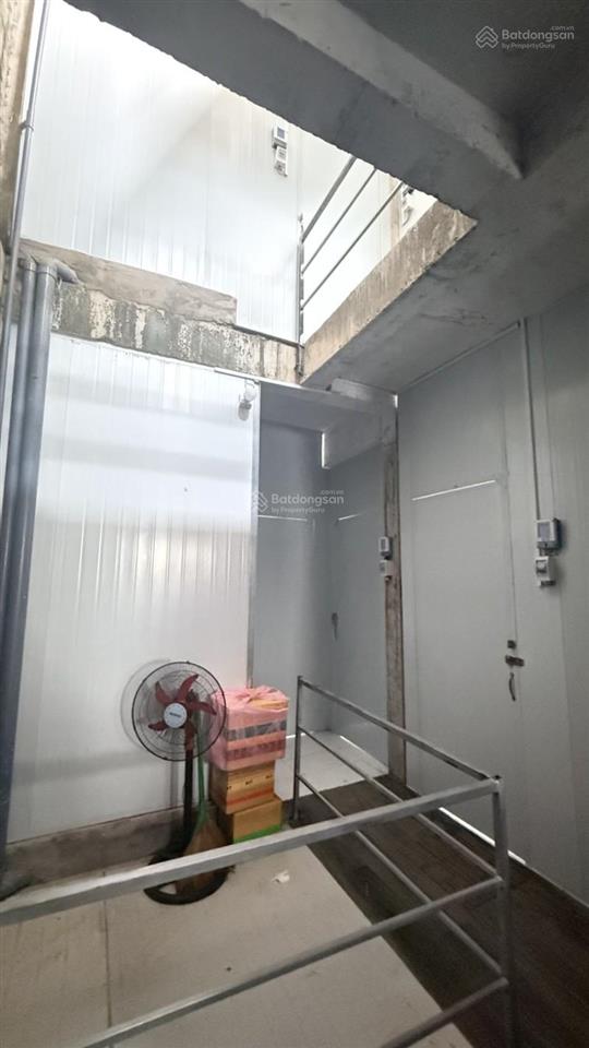 Nhà 3 tầng  sẵn dòng tiền hơn 30tr  kđtm đông tăng long sát vành đai 3