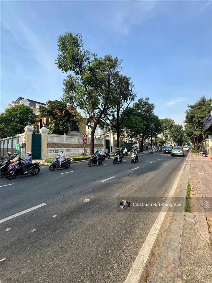 Bán biệt thự siêu hiếm góc 2 mặt tiền pasteur, p6, quận 3. dt 9x27m (243m2), khu siêu sang. 96 tỷ