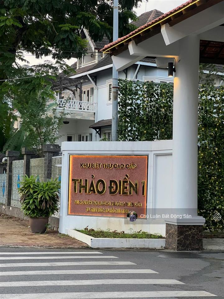 Biệt thự rẻ nhất thảo điền  nhà trần ngọc diện. 329,2m2 (18x26m), 3 tầng, có sân vườn rộng. 45 tỷ