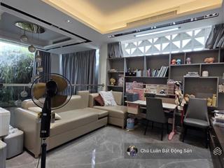 Bán biệt thự khan hiếm tú xương, quận 3. dt 143,5m2 (9x16m), 5 tầng, full nội thất, ở ngay. 52 tỷ