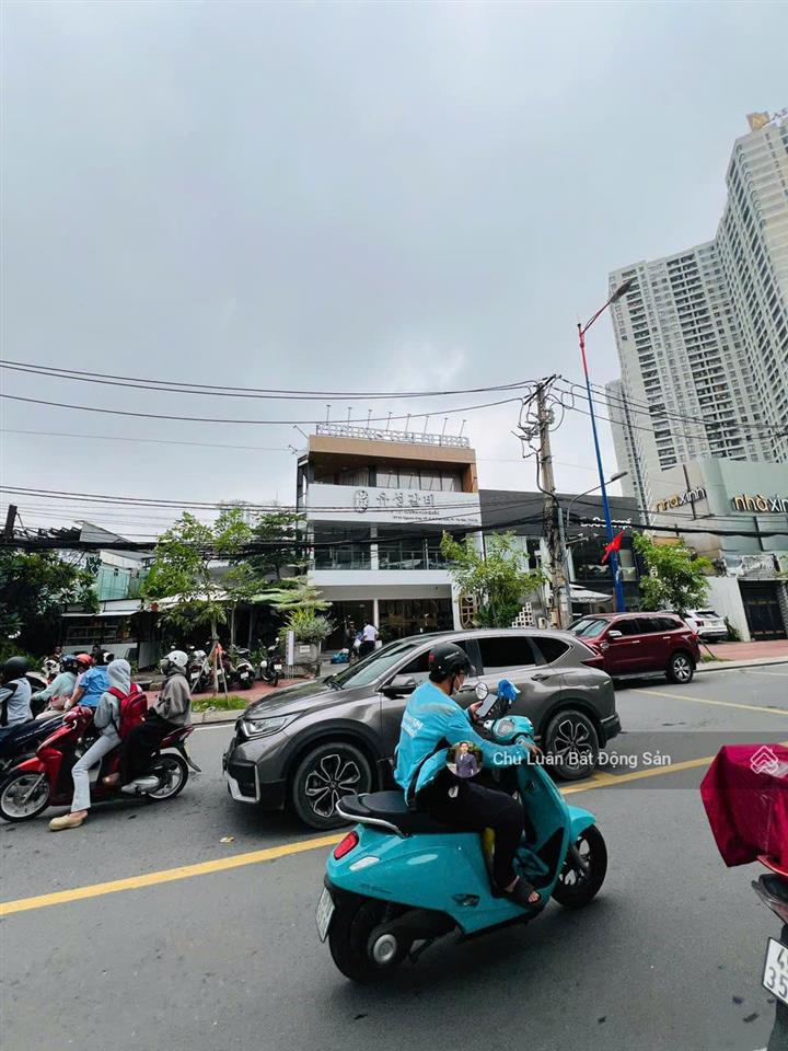 Bán toà nhà văn phòng siêu hiếm trần quang khải. dt 200m2(10x20m), hầm 6 tầng, hđt330tr/th. 68 tỷ