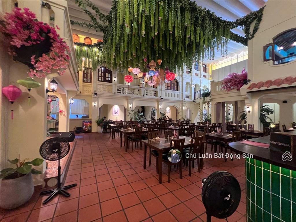 Bán nhà đi định cư. mặt tiền xuân thủy, thảo điền. 342m2(17 x 18m), ctxd h7t, hđt 100tr/th. 72 tỷ
