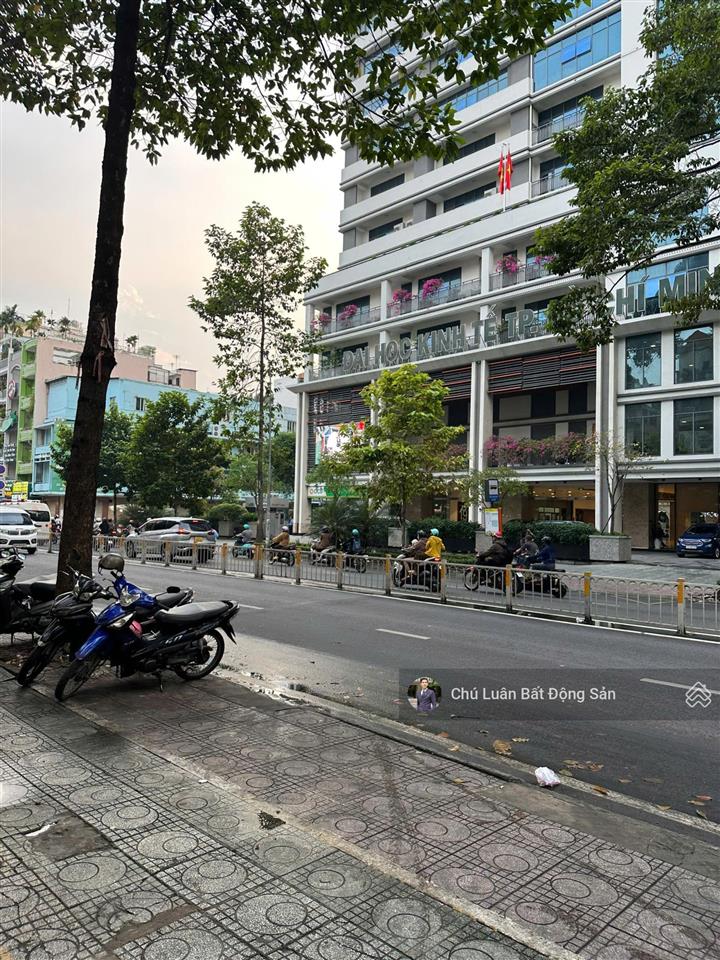 Siêu hiếm. bán nhà mặt tiền nguyễn tri phương, quận 10. dt 194,7m2 (4,5 x 39m), 5t. giá 52,5 tỷ