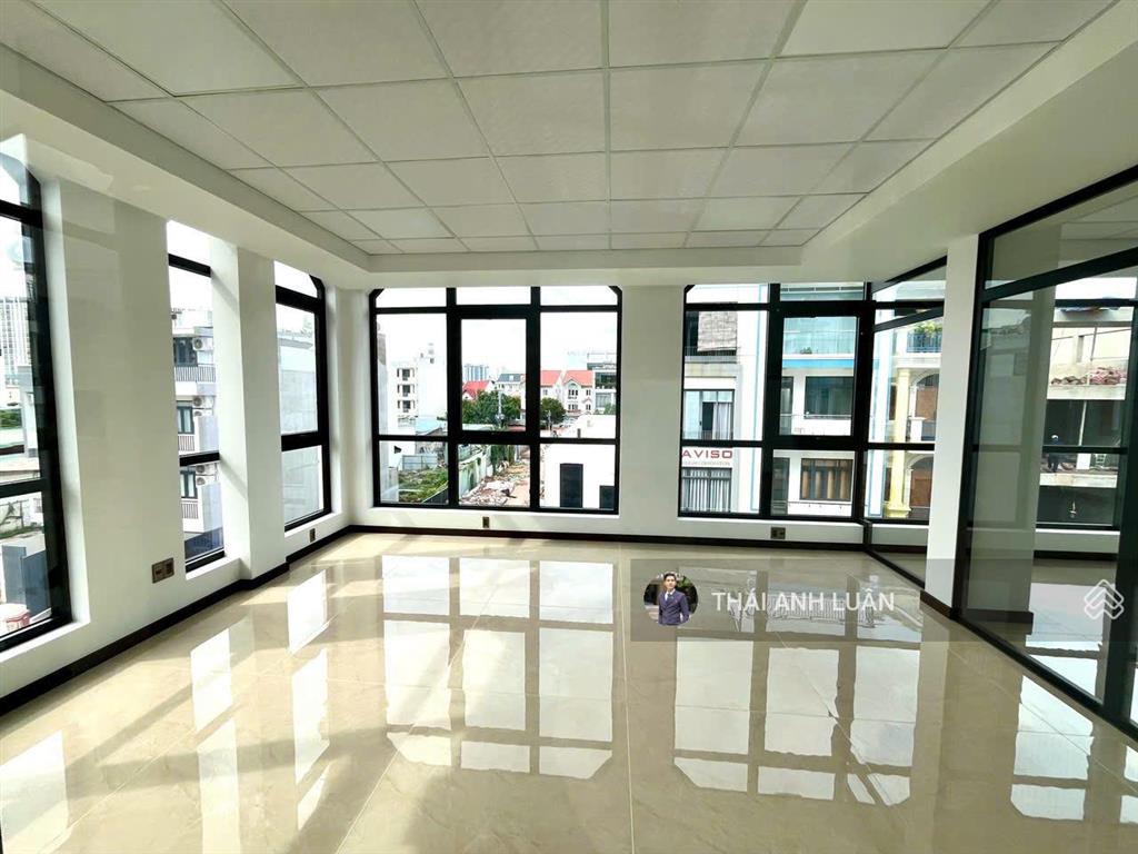 Quá khủng! bán nhà mặt tiền hai bà trưng, quận 3  chỉ 165 tỷ. 392,9m2(15x28m), h3t, hđt 250tr/th