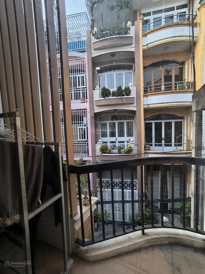 Bán nhà  2 mặt hẻm quận 3  hẻm xe tải  đang có dòng tiền  ba tầng