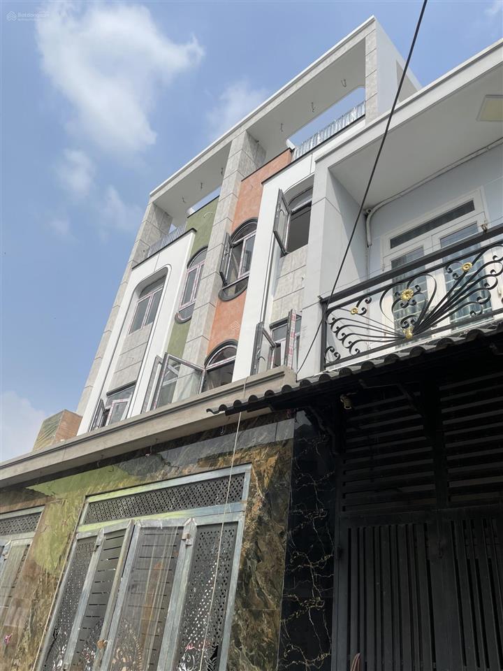 Hàng hiếm nhà mới 4 tấm chỉ nhình 4tỷ , ra lê văn quới đang làm chỉ 100m , thông ra ql1a ,