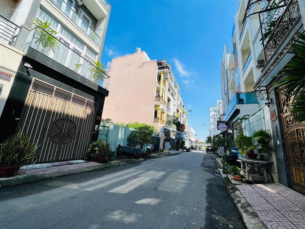 Bán nhà hẻm vip tân kỳ tân quý gần aeon tân phú dt 4x14m trệt 2 lầu st giá 9,9 tỷ tl