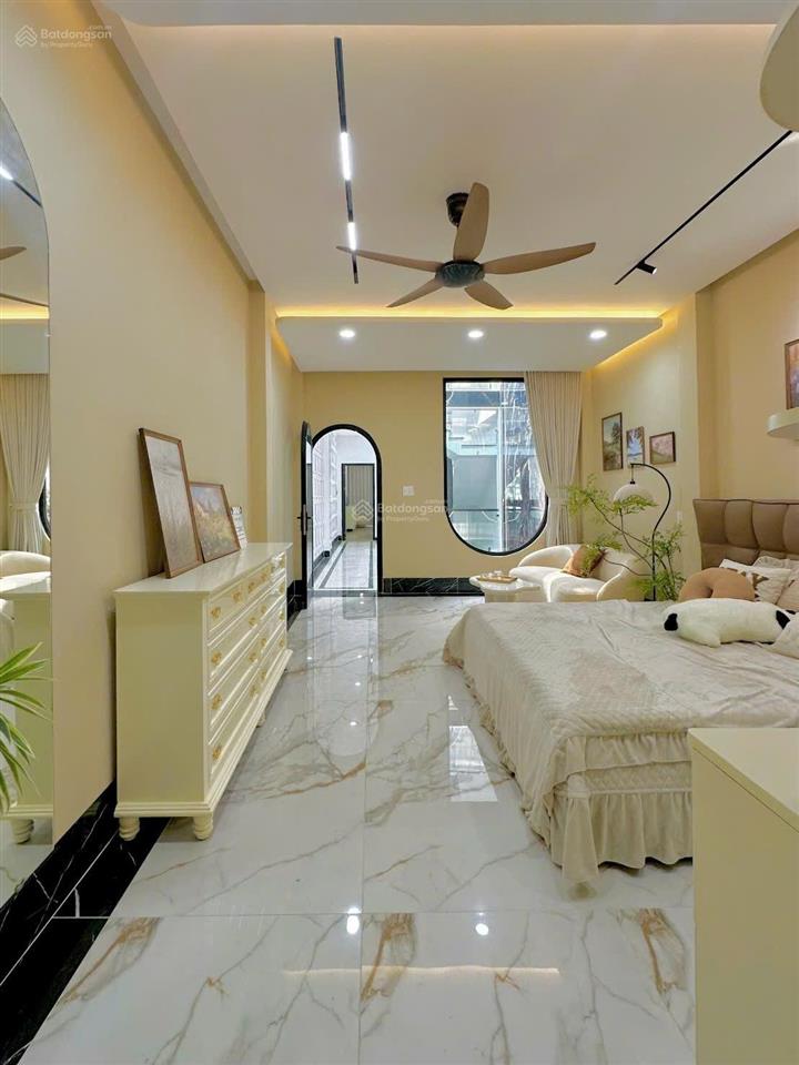 Bán nhà vip lê văn quới  full nội thất cực xịn dt 4x24.5m 4.5 tấm hẻm 12m thông giá 13,7 tỷ tl