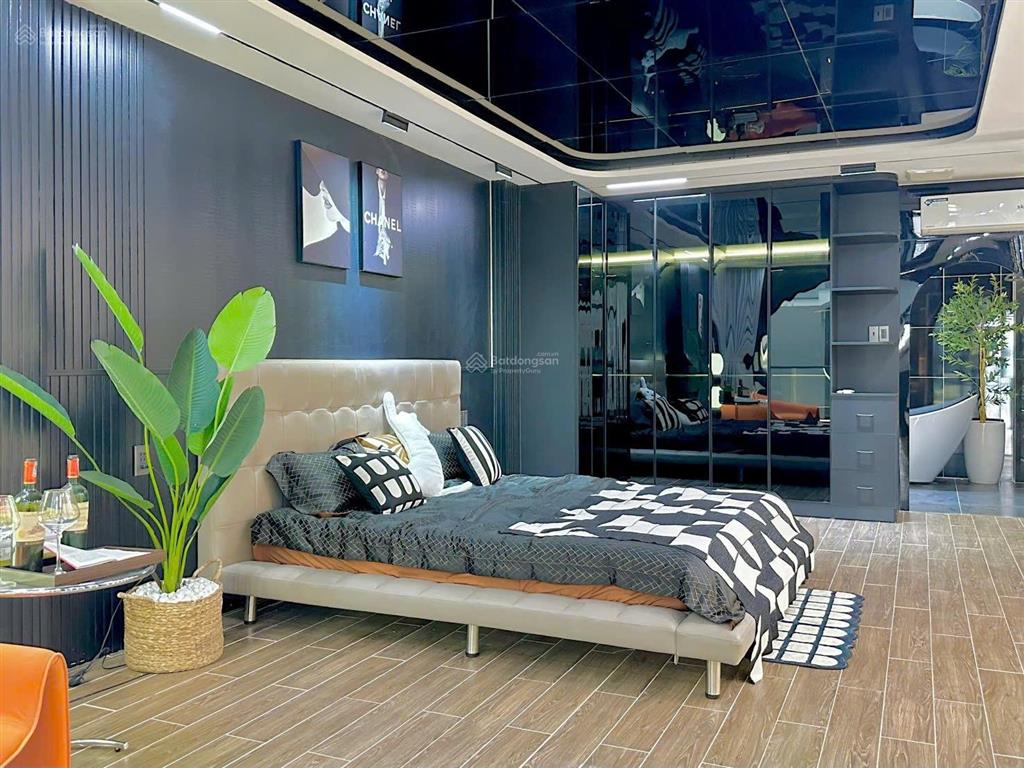 Bán nhà vip lê văn quới  full nội thất cực xịn dt 4x24.5m 4.5 tấm hẻm 12m thông giá 13,7 tỷ tl