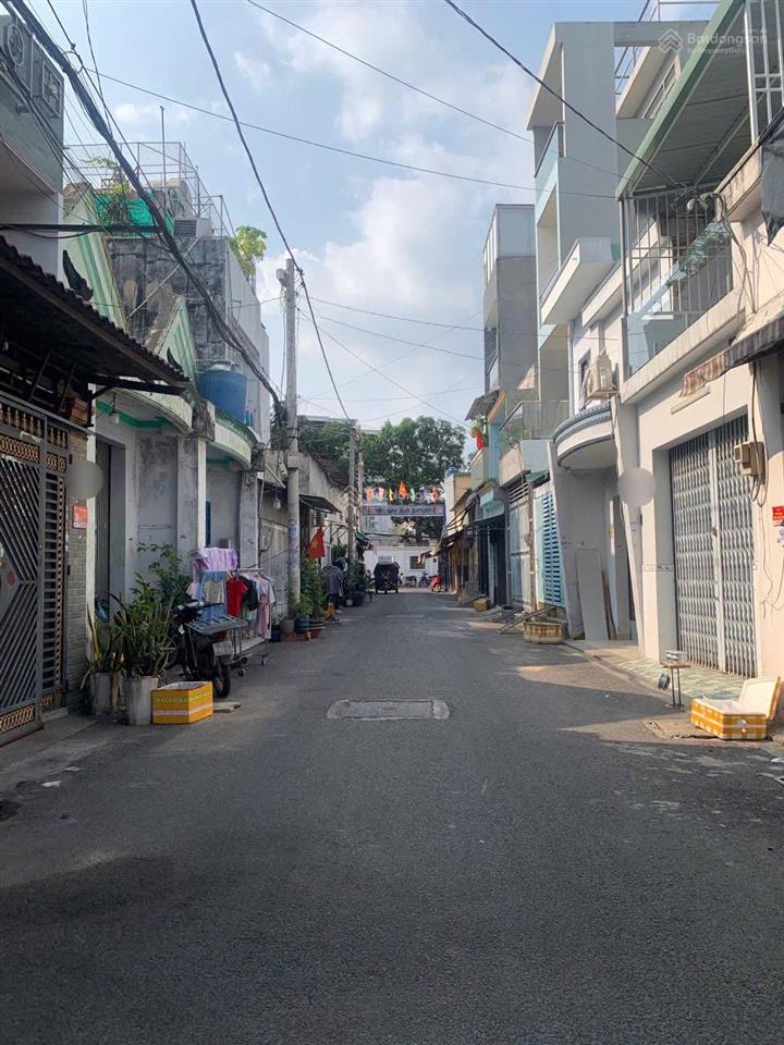 Nhà ngay chợ gò xoài hẻm xe tải thông 4x14m 1 lầu hẻm nhựa 6m giá 5.79 tỷ tl