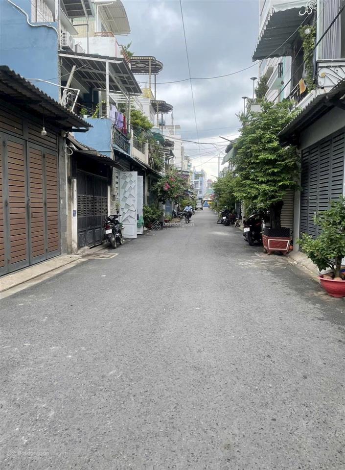 Nhà ngay nhà thờ bình tân đường tân kỳ tân quý 4x14m trệt 2 lầu hẻm 6m thông giá 6.1 tỷ tl
