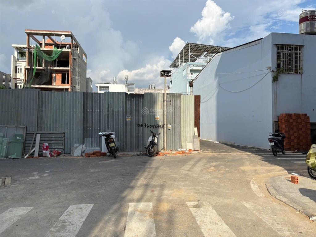 Bán nhà mới đẹp hxh lê văn quới hương lộ 2 dt 4x13m lửng 2 lầu st hẻm 6m giá 7.85 tỷ tl