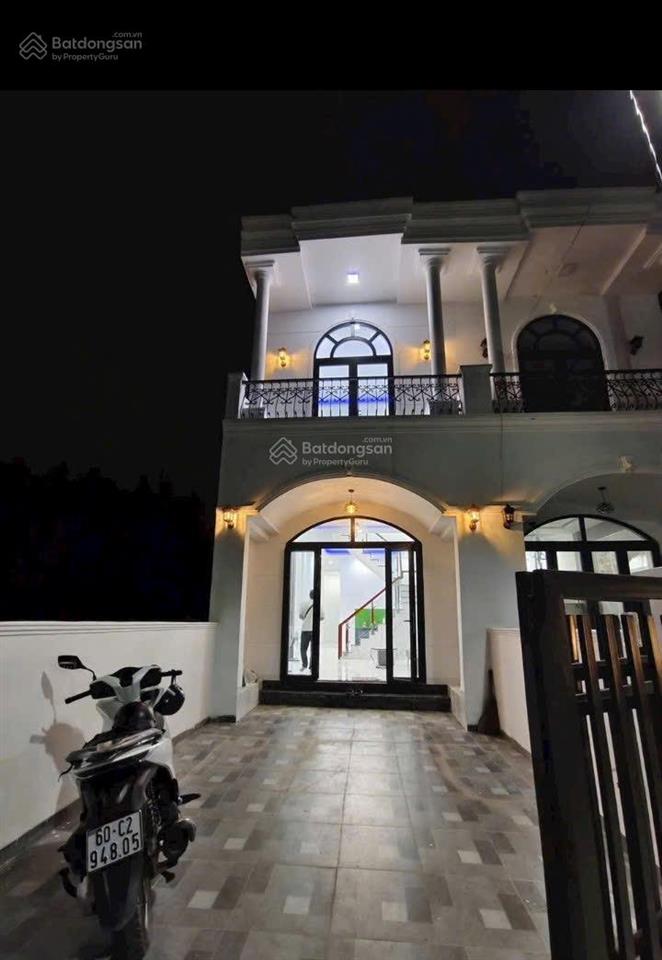 Cần ra gấp căn nhà mt 80m2 sát sb long thành chỉ 2t6/ căn cạnh kcn nguồn tiền cho thuê ổn định