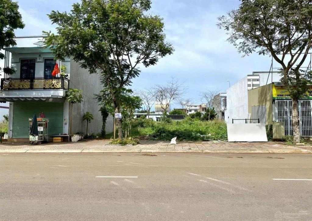 Cần tiền trả lãi ngân hàng bán gấp lô 100m2, đường 25b  ngay chợ đêm hiệp phước, dân đông