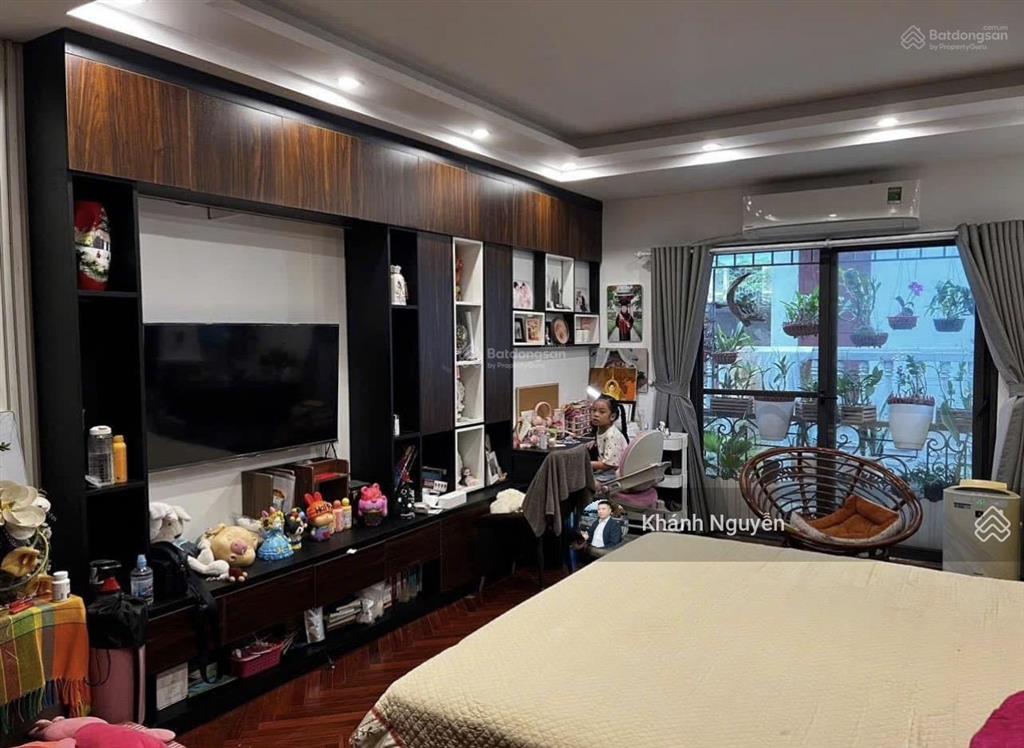 Duy nhất 2 mặt tiền 90m2  mặt tiền 8m mặt phố nguyễn thị định, trung hòa, cầu giấy hơn 80 tỷ