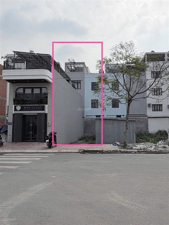 Bán đất mặt tiền tây lân đường 20m4x18m, dài miên man khu đồng bộ nhà cao cấp,hợp tác ae môi giới