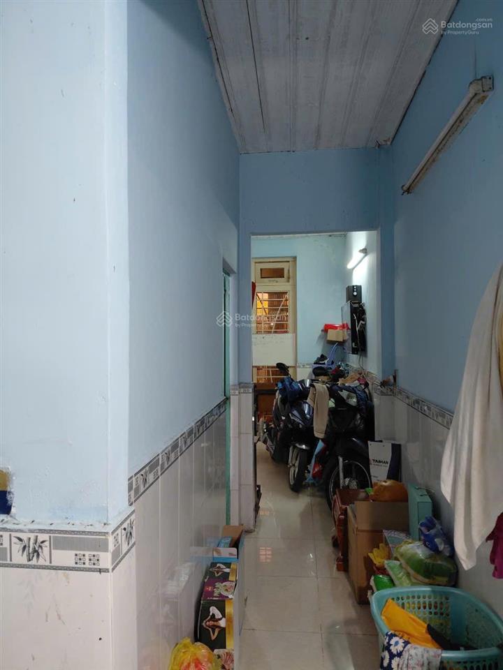 Nhà hẻm 5m giáp tân hoà đông, tên lửangang hiếm 4,5m,xây dựng đủ,1 nước sơn là đẹp,sổ đẹp giá tốt