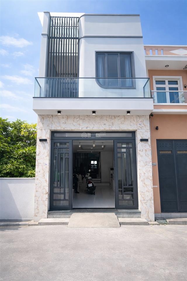 Hẻm 7m thông kết nối mã lòlê văn quới, căn góc kết cấu hiện đại đẹp thoáng,4x15m,chủ thiện chí