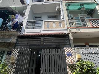 Cực tốt 3,86 tỷ  3 tầng đúc kiên cố  cách 10m ra hxh lê văn quới  sát bốn xã