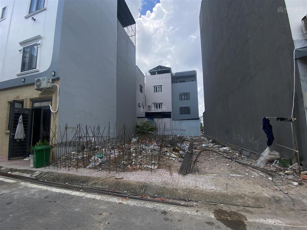 Sát tên lửa  tân hoà đông q6đường nhựa 7m khu nhà cao tầng điện âmnước máy4x17m, ko lộ giới