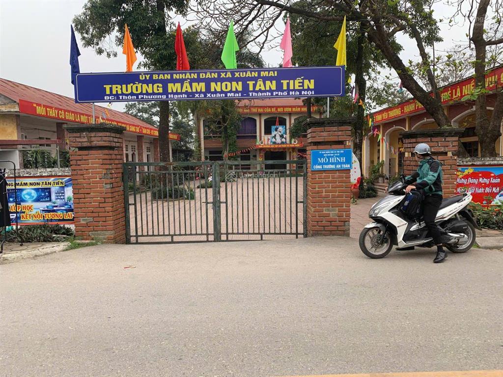 Bán nhanh lô đất chính chủ, sổ đỏ sẵn diện tích 81,5m tại trung tâm xuân mai, chương mỹ, hà nội.