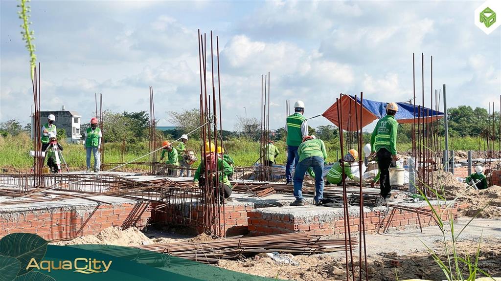 Chủ bán gấp căn nhà phố đường rộng hướng view sông 6x20m2  6,3 tỷ đăng là có giá không ảo