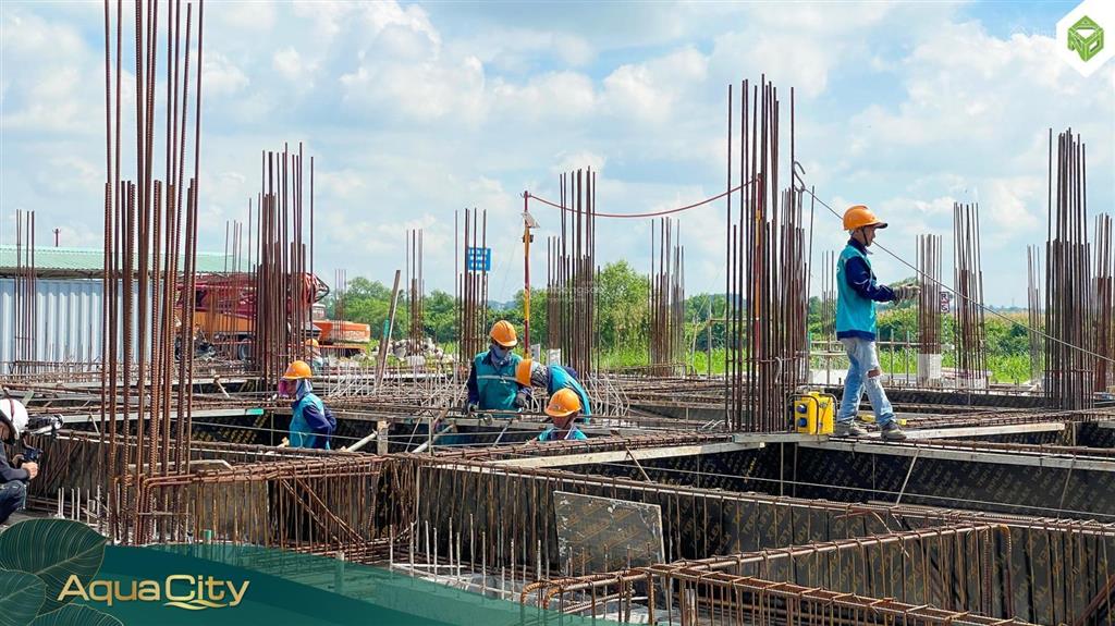 Chủ bán gấp căn nhà phố đường rộng hướng view sông 6x20m2  6,3 tỷ đăng là có giá không ảo