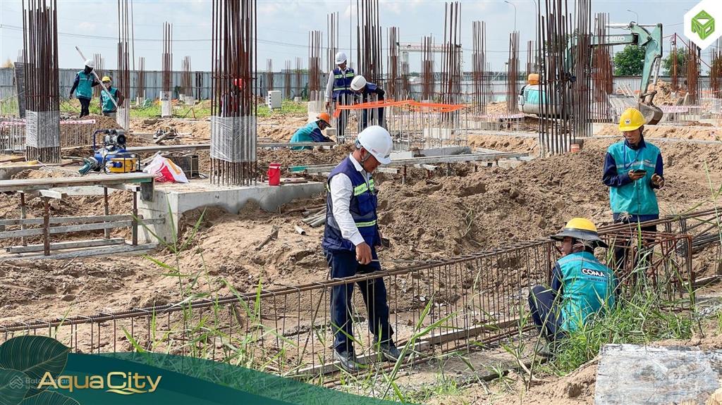 Chủ bán gấp căn nhà phố đường rộng hướng view sông 6x20m2  6,3 tỷ đăng là có giá không ảo