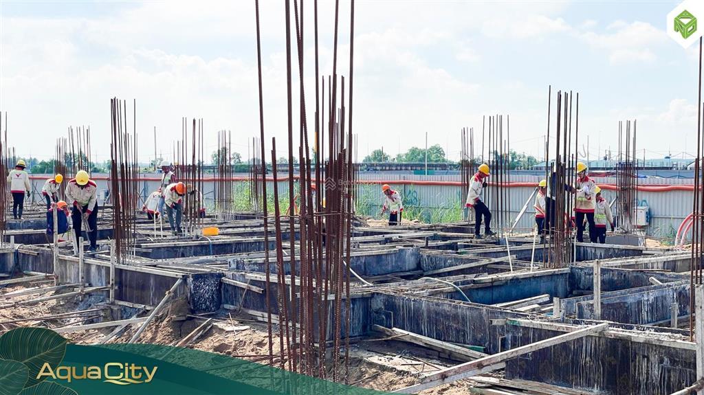 Chủ bán gấp căn nhà phố đường rộng hướng view sông 6x20m2  6,3 tỷ đăng là có giá không ảo