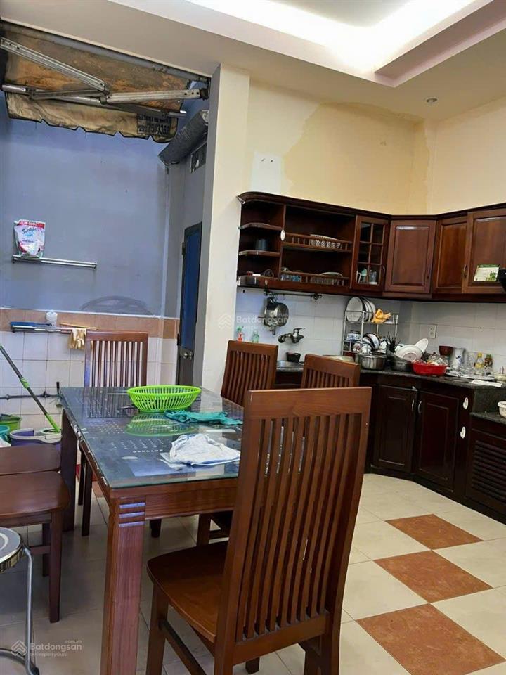Nhà đephẻm 8mgần đồng đen70m24 tầng(4,5x15m)nhỉnh 10 tỷ