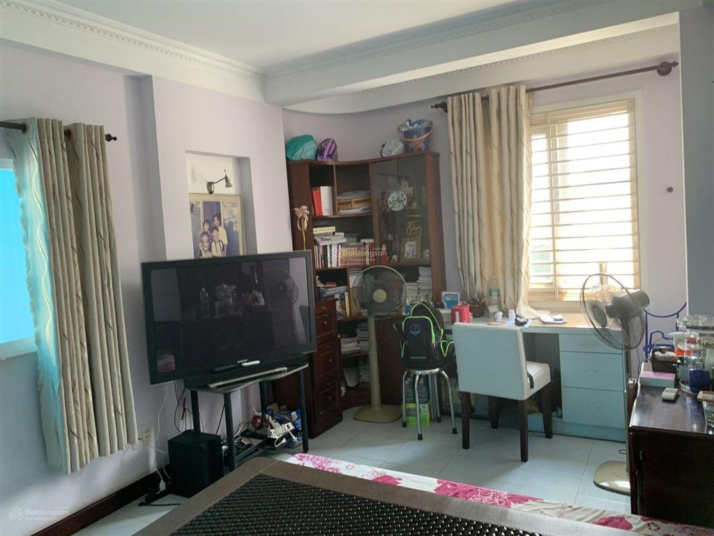 Nhà đẹp gần nguyễn thị thậpq7xe hơi vô cửa62m4 tầngngang 5mmà chỉ hơn 7 tỏi