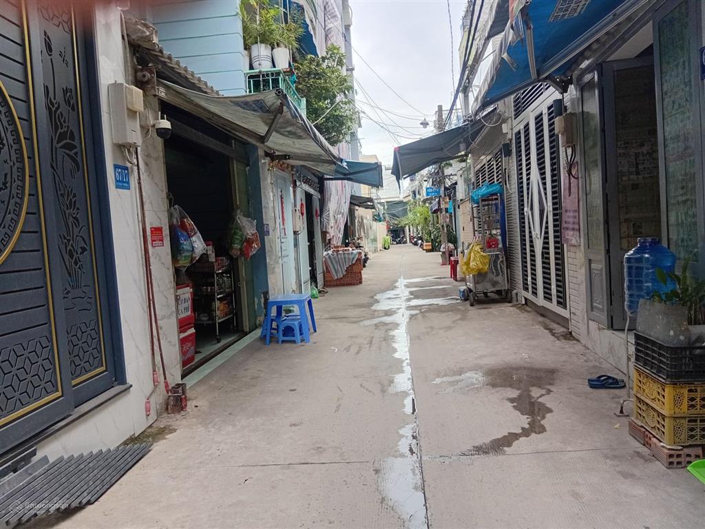 Hẻm 4msát mt bùi văn bakế bên huỳnh tấn phát q73 tầng(4x8m)