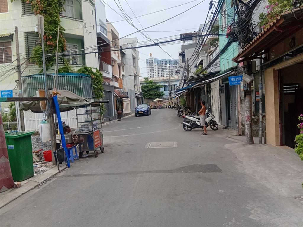 Hẻm nhựa 6m, kd cực đỉnh gần lâm văn bền, q7, 2 tầng, (4x13m), chỉ hơn 6 tỷ
