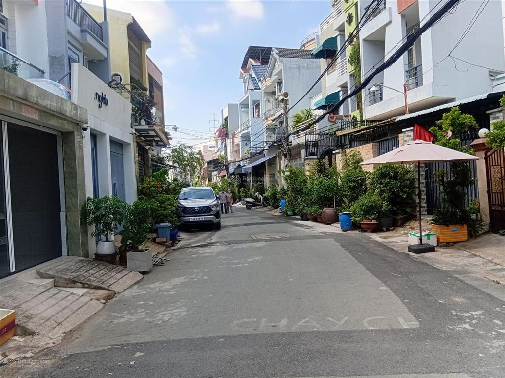 Nhà đẹp gần nguyễn thị thập  q7  hẻm 6m  2 tầng (6x15m)  nhỉnh 5 tỷ