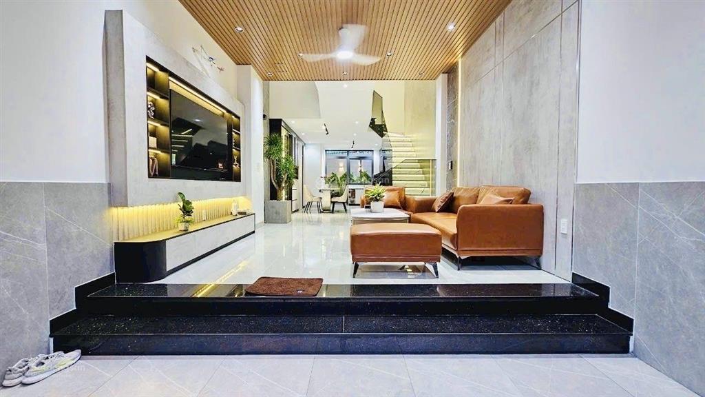 Nhà đẹp full nội thất gần huỳnh tấn phát, quận 7, 72m  3 tầng  chỉ hơn 7 tỷ