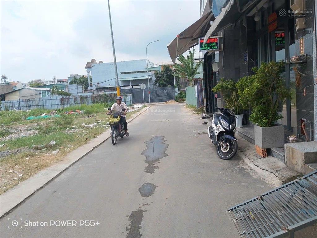 Tiện xây theo ý, hẻm 6m, phú thuận, q7, kế bên kdc nam long, (5,5x14m), chỉ 5,8 tỷ, tl chính chủ